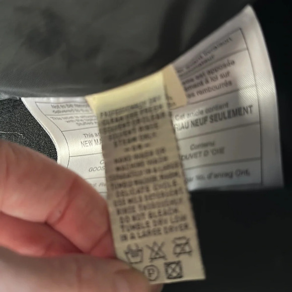 Vintage Eddie Bauer Goose Down Vest, Size Medium, Like New Condition - Picture 8 of 10